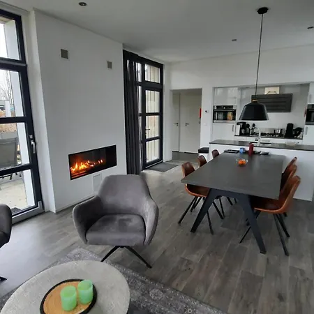 Bad Hoophuizen Am Wasser Fuer 6 Personen Nr Zuiderzee 21 Holiday home