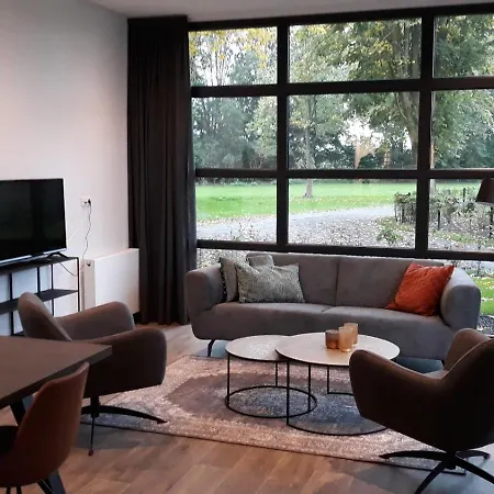 Bad Hoophuizen Am Wasser Fuer 6 Personen Nr Zuiderzee 21 *