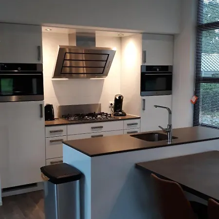 Casa de Férias Bad Hoophuizen Am Wasser Fuer 6 Personen Nr Zuiderzee 21 Hulshorst