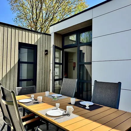 Bad Hoophuizen Am Wasser Fuer 6 Personen Nr Zuiderzee 21 Casa de Férias