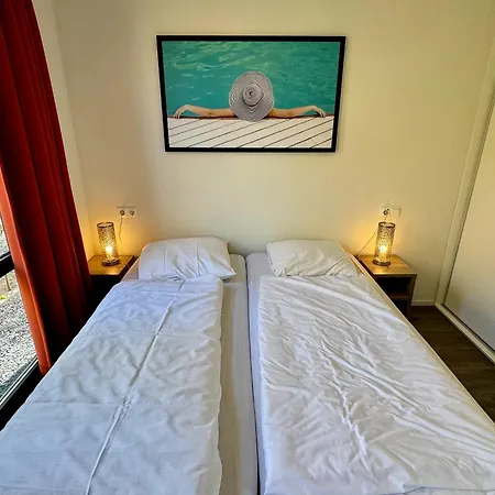 Casa de Férias Bad Hoophuizen Am Wasser Fuer 6 Personen Nr Zuiderzee 21