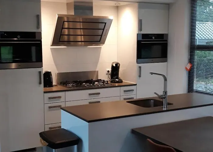 Holiday home Bad Hoophuizen Am Wasser Fuer 6 Personen Nr Zuiderzee 21 Hulshorst